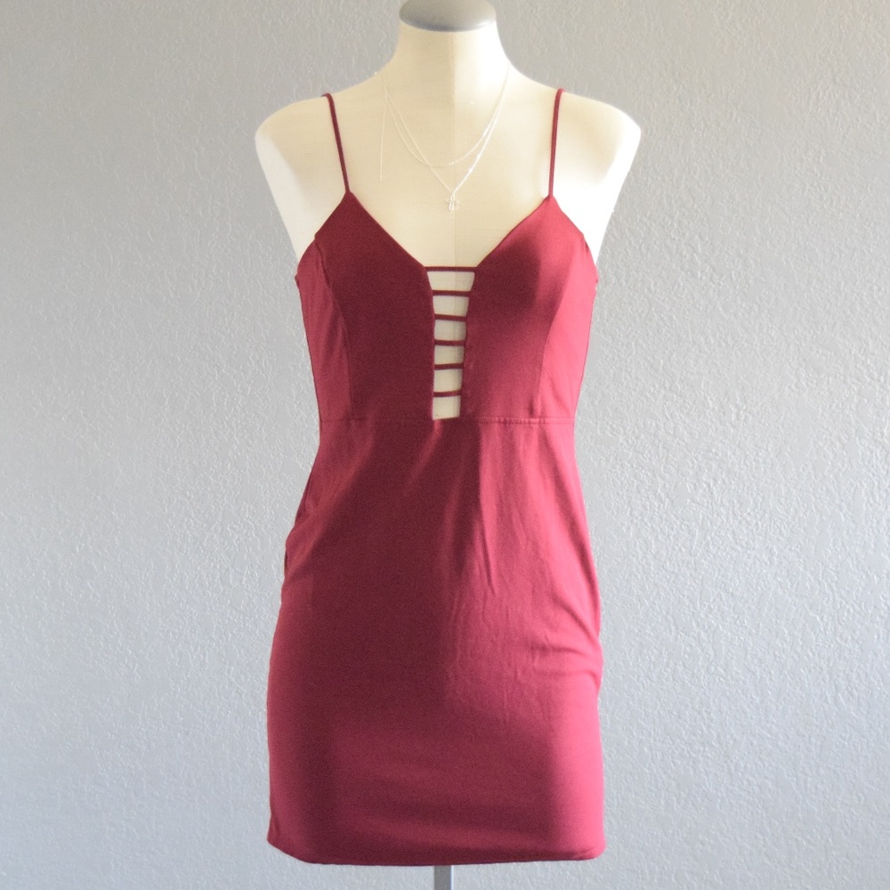 Plunging Ladder dress - Picture 4 of 6